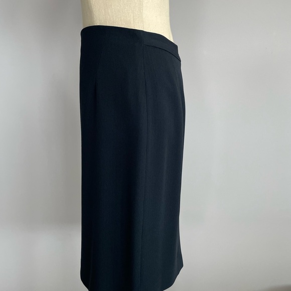 Alex Garfield’s Black Pencil Skirt - Picture 4 of 6